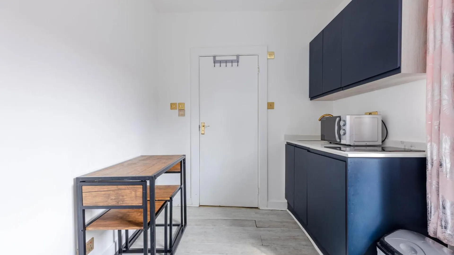 Hanbury Studios London Apartment