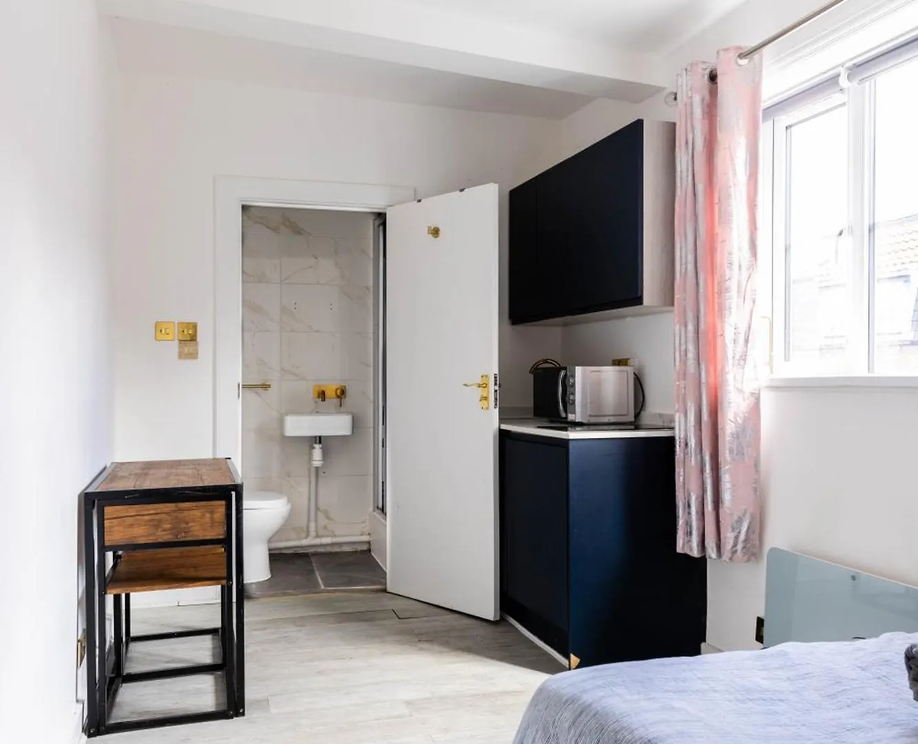 Hanbury Studios London Apartment